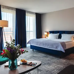 Center East Prenzlauer Berg By Ihg מלון